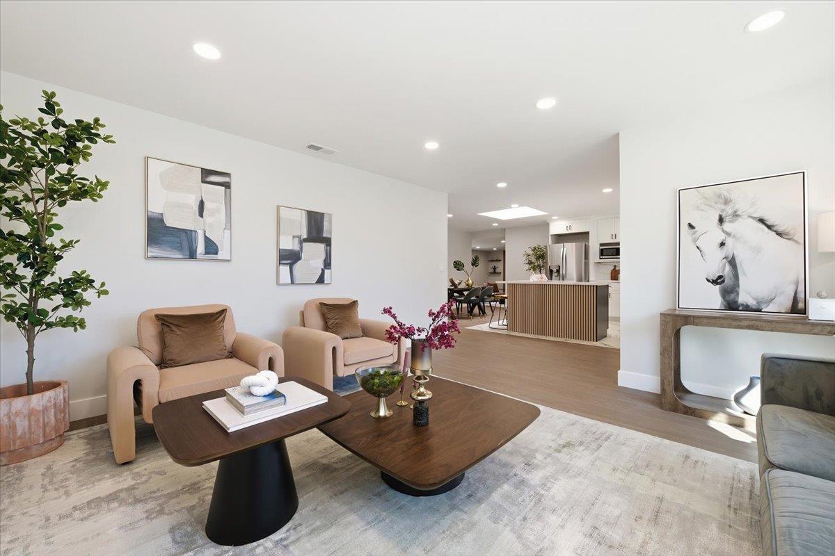 Detail Gallery Image 6 of 32 For 6015 Fernglen Dr, San Jose,  CA 95123 - 4 Beds | 2 Baths