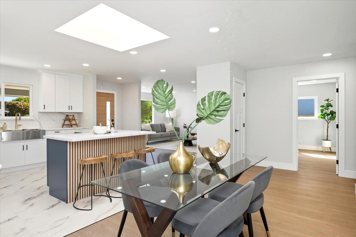 Detail Gallery Image 8 of 32 For 6015 Fernglen Dr, San Jose,  CA 95123 - 4 Beds | 2 Baths