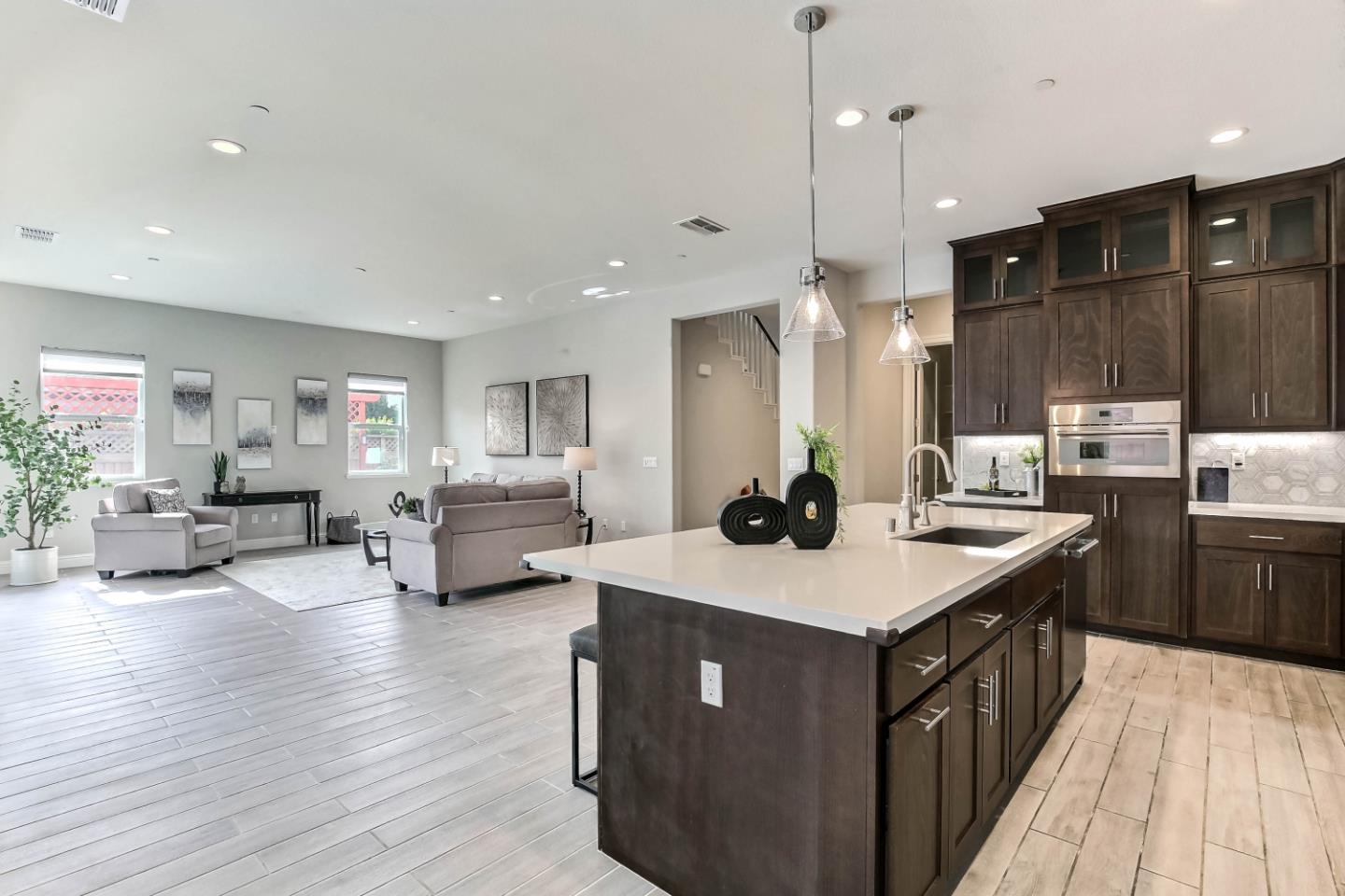 Detail Gallery Image 12 of 56 For 6736 Grasshopper Ave, Newark,  CA 94560 - 4 Beds | 4/1 Baths