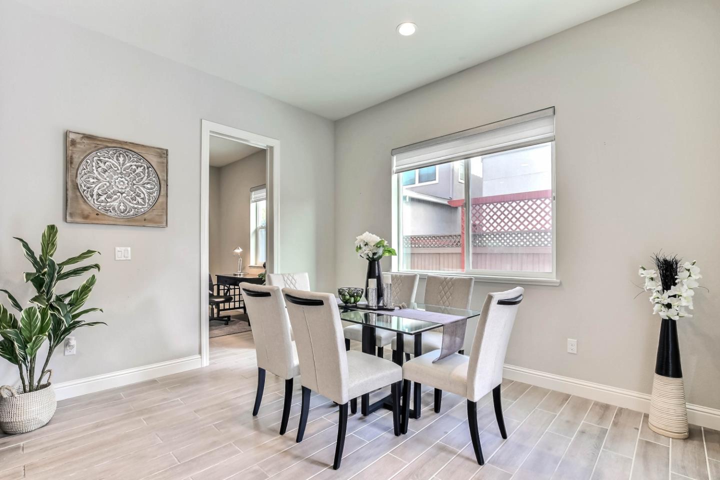 Detail Gallery Image 16 of 56 For 6736 Grasshopper Ave, Newark,  CA 94560 - 4 Beds | 4/1 Baths