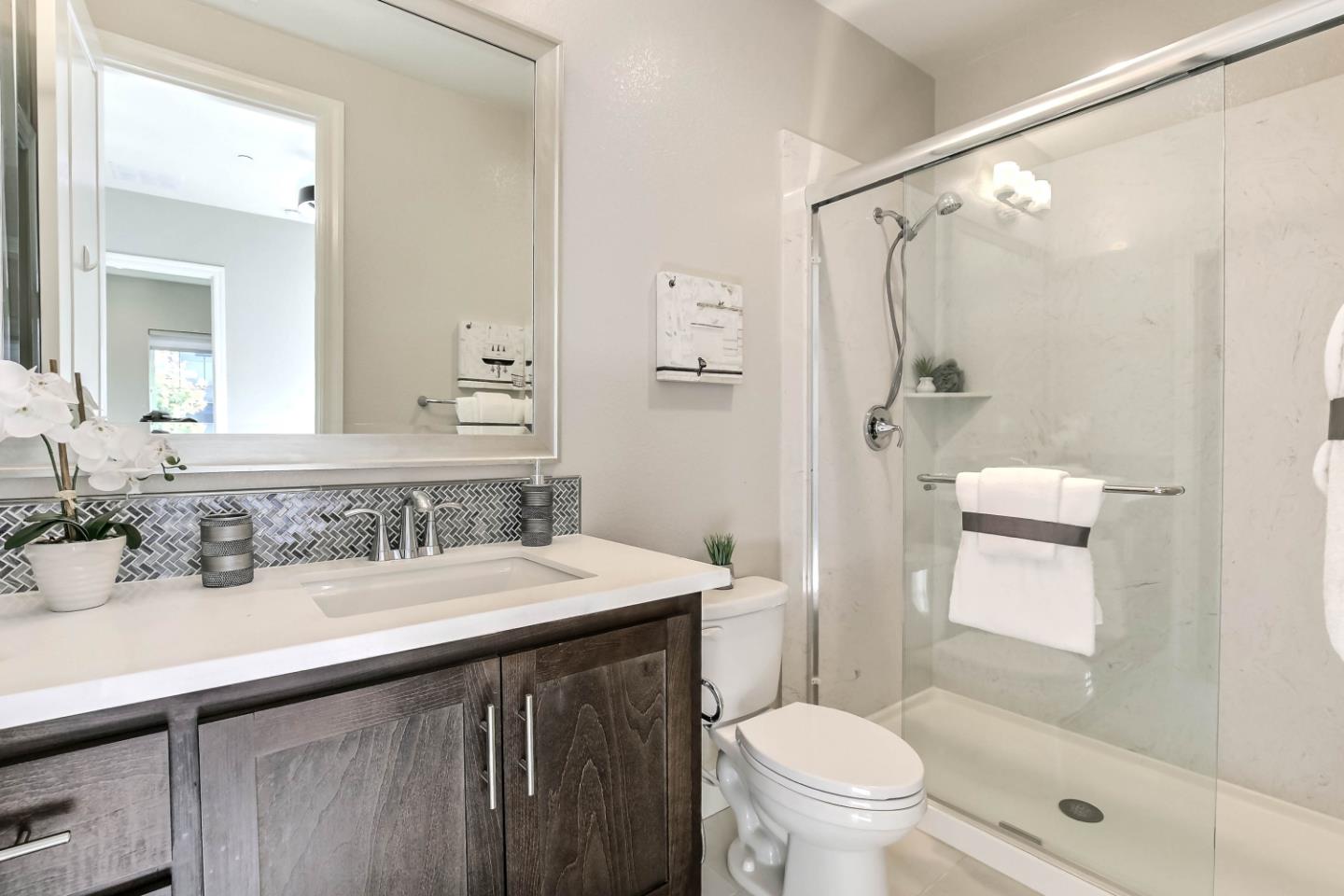 Detail Gallery Image 23 of 56 For 6736 Grasshopper Ave, Newark,  CA 94560 - 4 Beds | 4/1 Baths