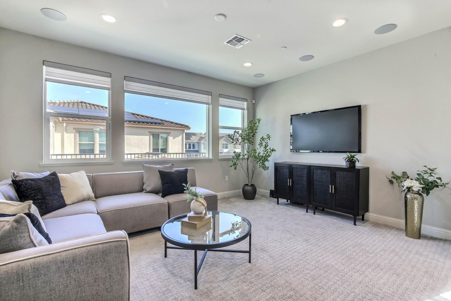 Detail Gallery Image 25 of 56 For 6736 Grasshopper Ave, Newark,  CA 94560 - 4 Beds | 4/1 Baths