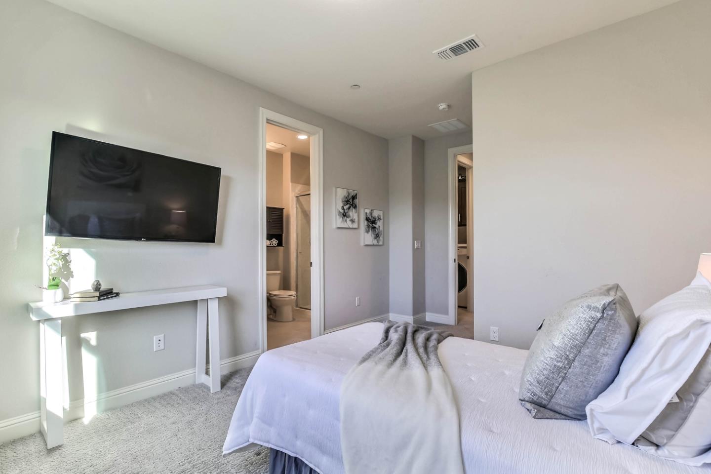 Detail Gallery Image 37 of 56 For 6736 Grasshopper Ave, Newark,  CA 94560 - 4 Beds | 4/1 Baths