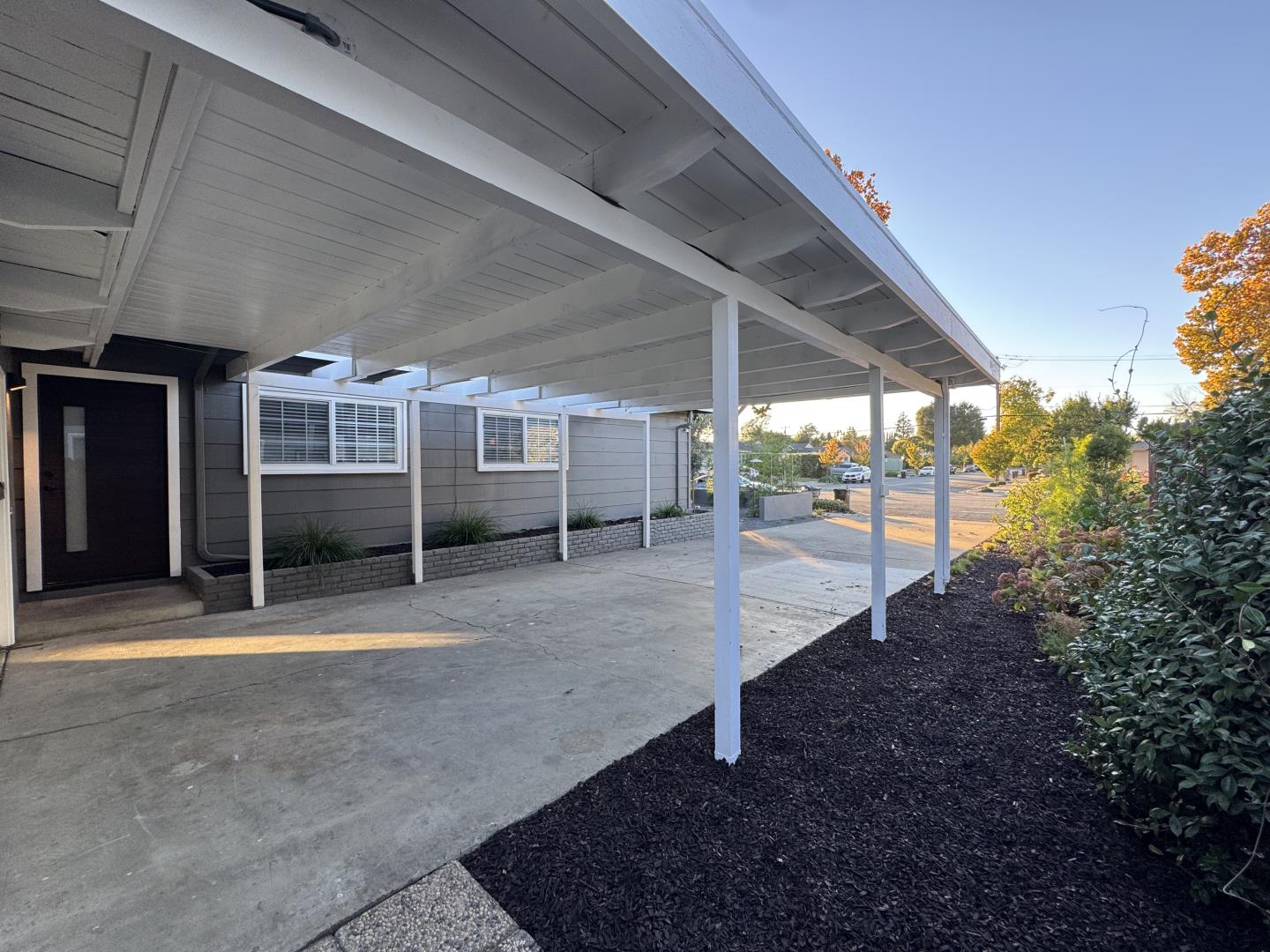 Detail Gallery Image 2 of 23 For 864 S Bernardo Ave, Sunnyvale,  CA 94087 - 3 Beds | 2 Baths