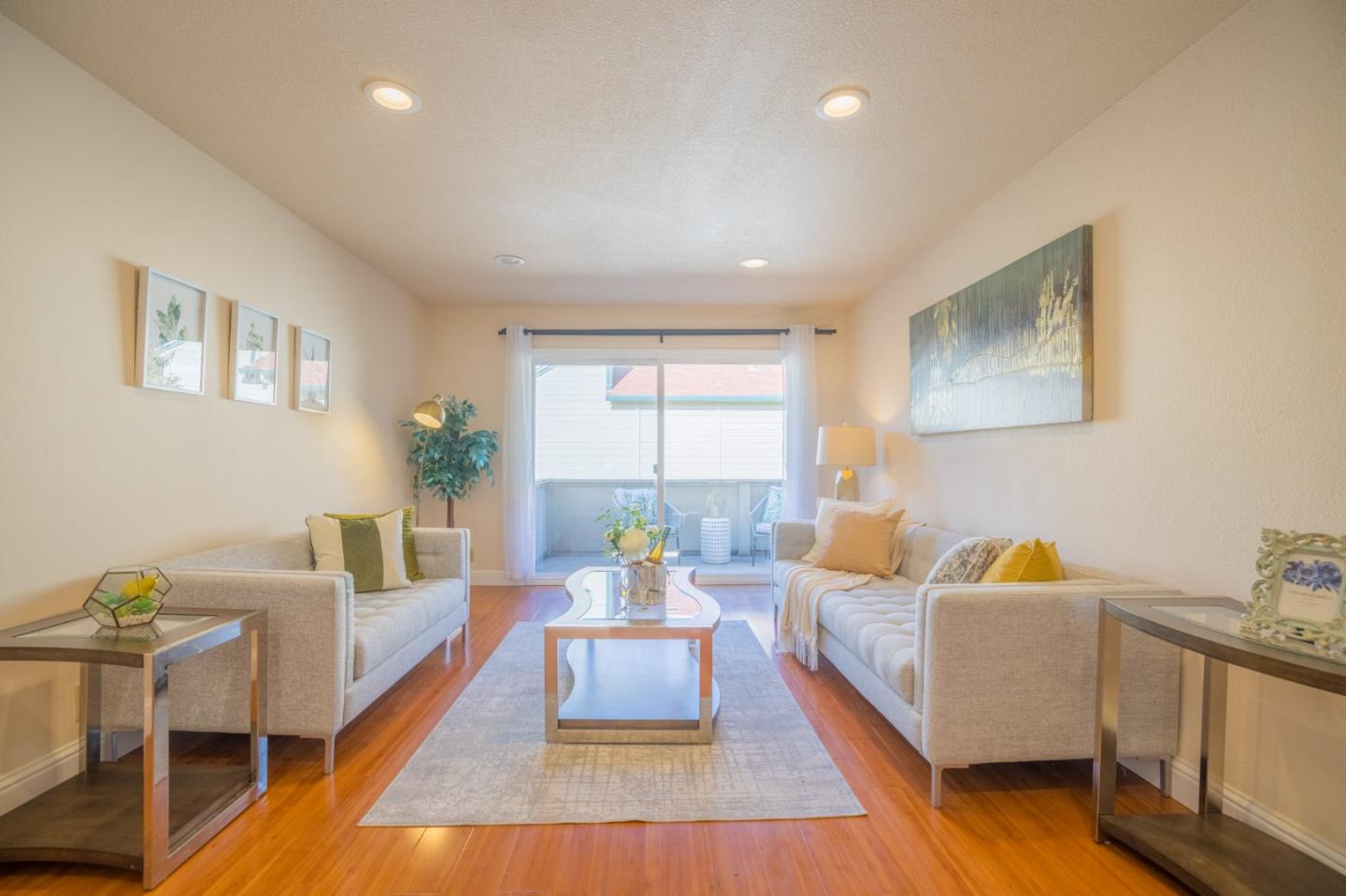 Detail Gallery Image 4 of 41 For 761 N Fair Oaks Ave #6,  Sunnyvale,  CA 94085 - 3 Beds | 2 Baths