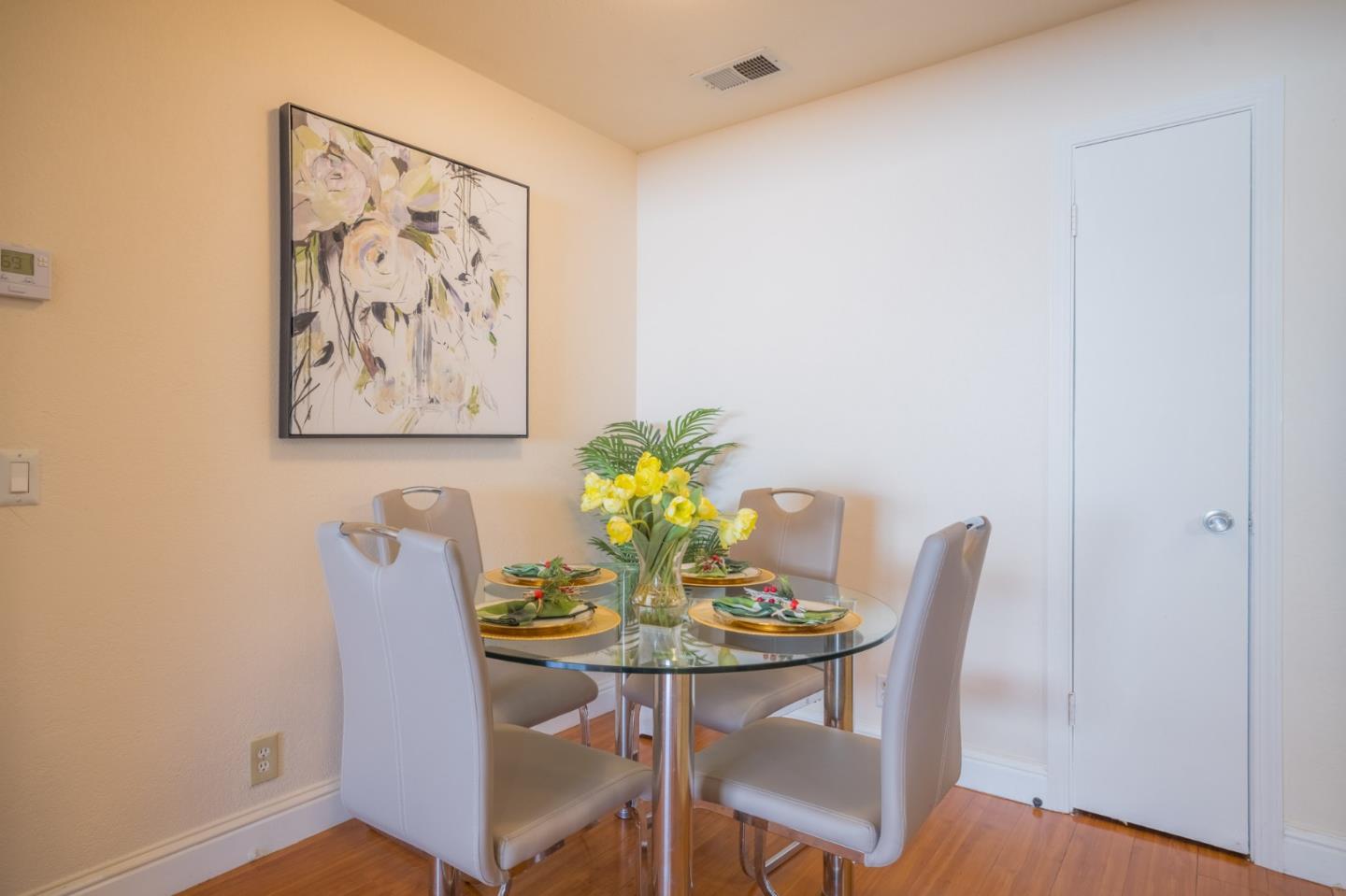 Detail Gallery Image 9 of 41 For 761 N Fair Oaks Ave #6,  Sunnyvale,  CA 94085 - 3 Beds | 2 Baths