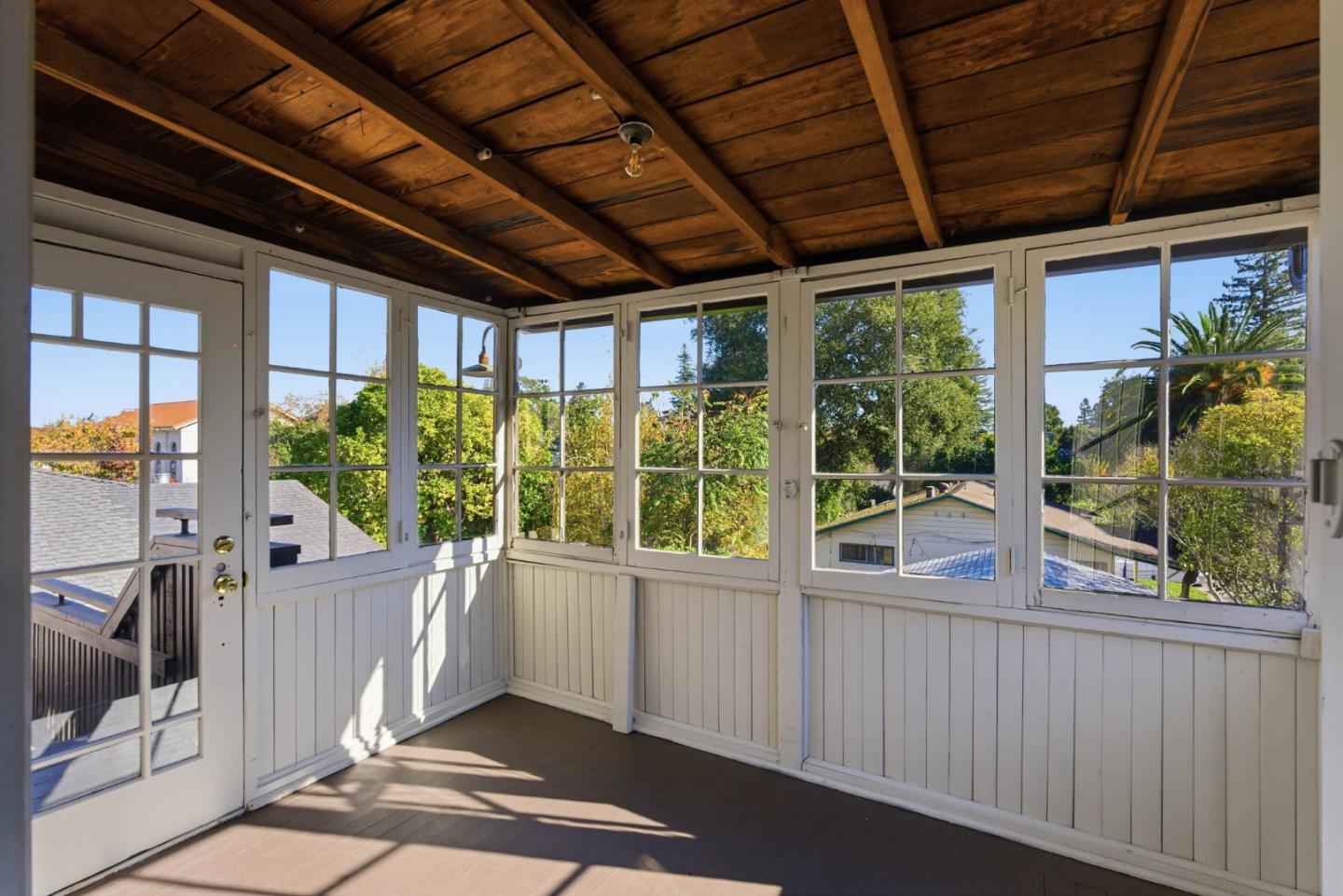 Detail Gallery Image 22 of 29 For 566 Addison Ave, Palo Alto,  CA 94301 - 3 Beds | 2 Baths