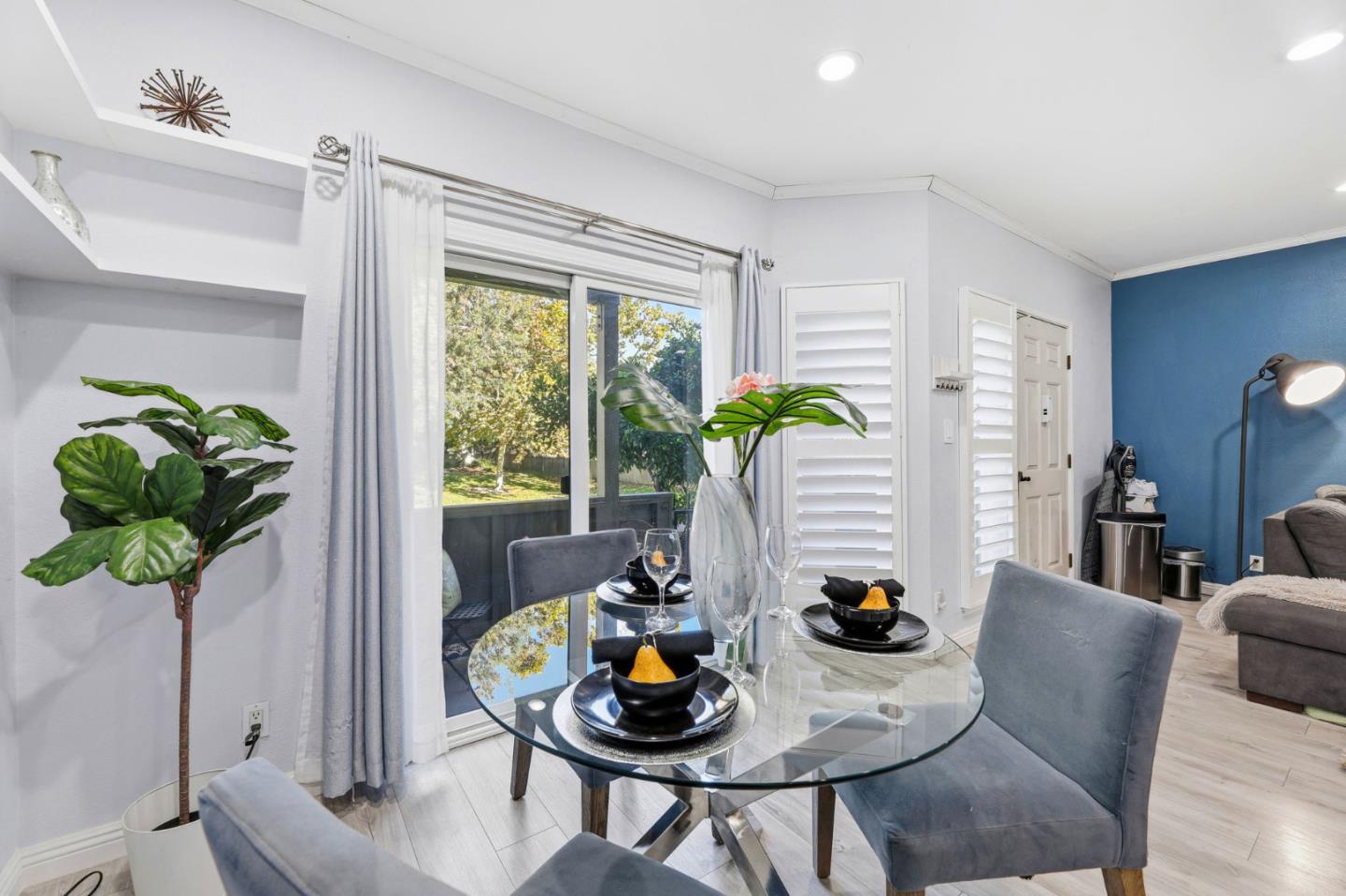 Detail Gallery Image 13 of 35 For 297 Kenbrook Cir, San Jose,  CA 95111 - 2 Beds | 1 Baths