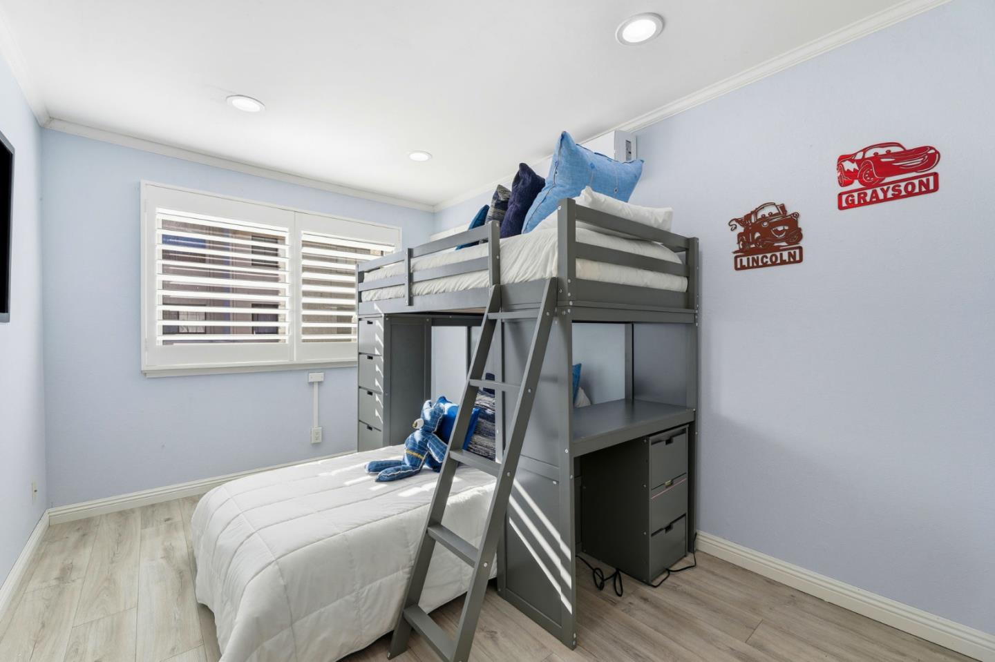 Detail Gallery Image 18 of 35 For 297 Kenbrook Cir, San Jose,  CA 95111 - 2 Beds | 1 Baths