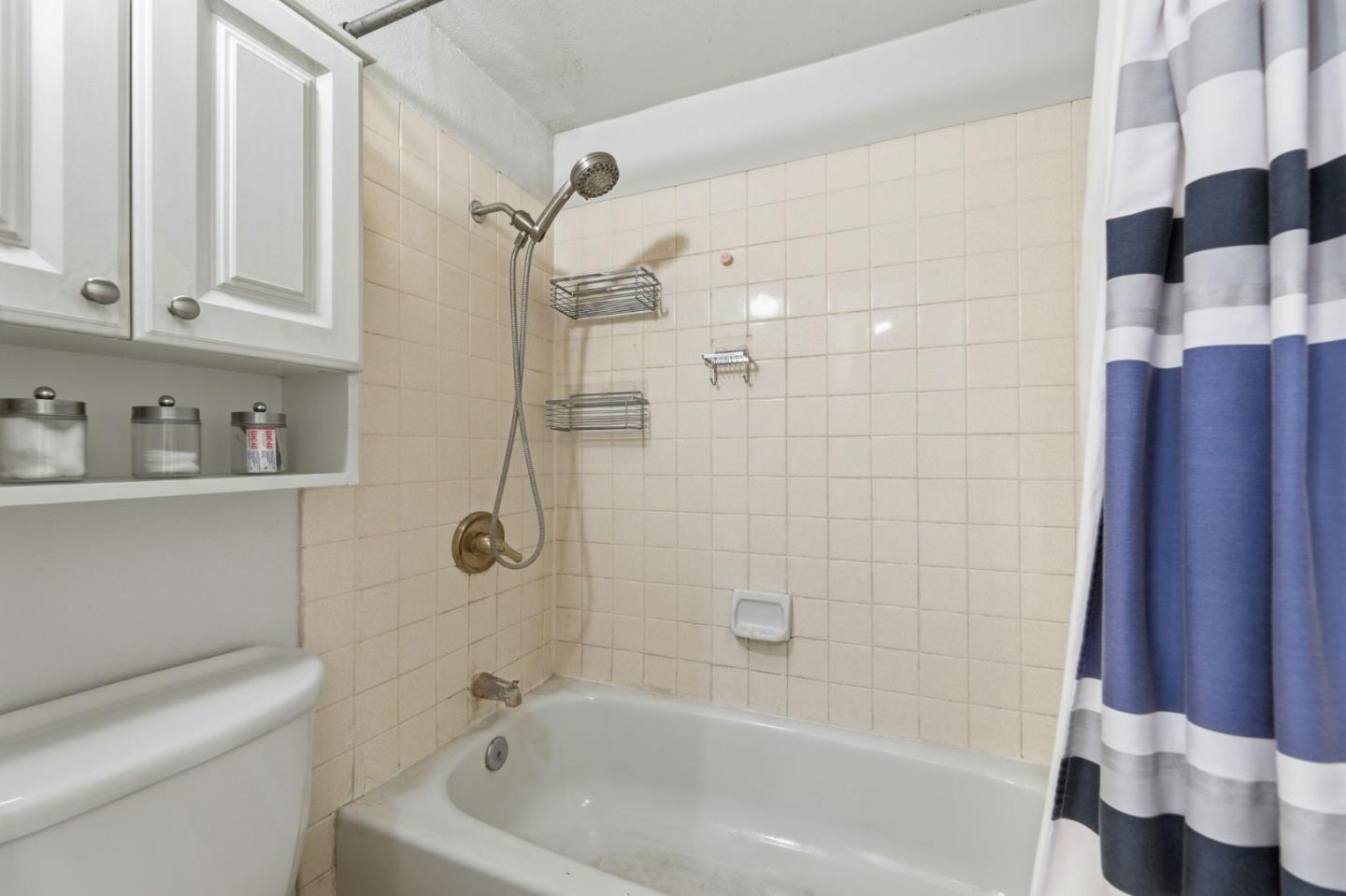 Detail Gallery Image 21 of 35 For 297 Kenbrook Cir, San Jose,  CA 95111 - 2 Beds | 1 Baths