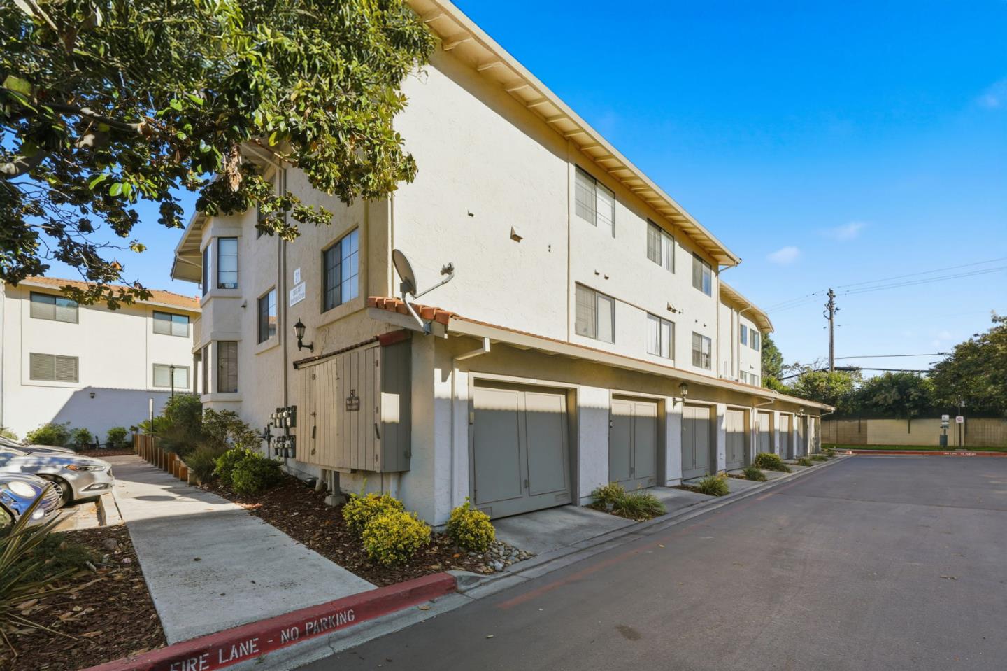 Detail Gallery Image 29 of 35 For 297 Kenbrook Cir, San Jose,  CA 95111 - 2 Beds | 1 Baths