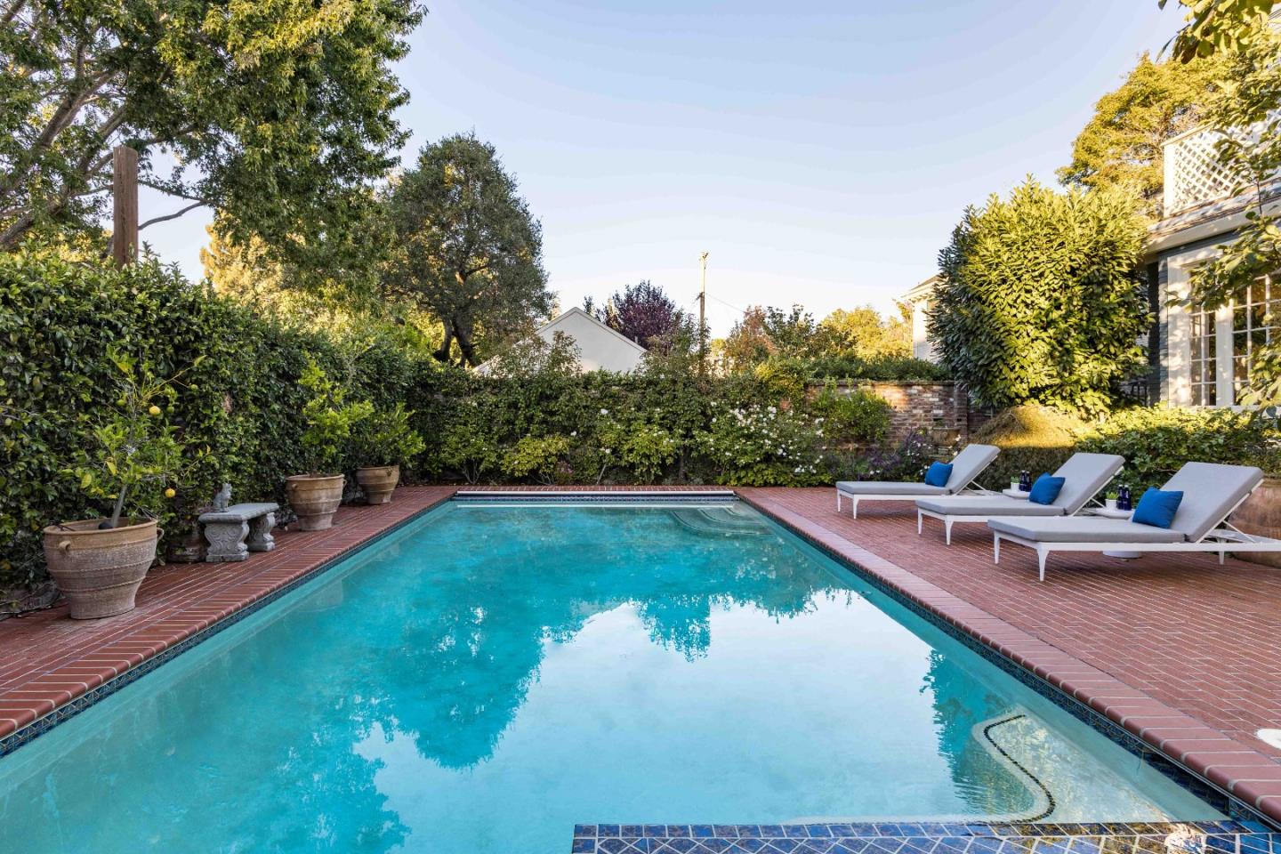 Detail Gallery Image 34 of 37 For 765 University Ave, Palo Alto,  CA 94301 - 4 Beds | 3/1 Baths