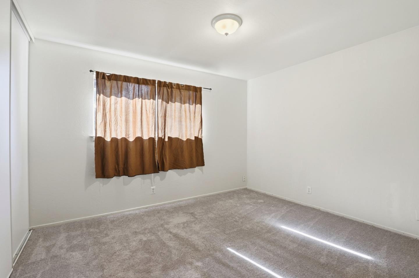 Detail Gallery Image 10 of 18 For 7743 Chestnut St, Gilroy,  CA 95020 - 2 Beds | 1/1 Baths