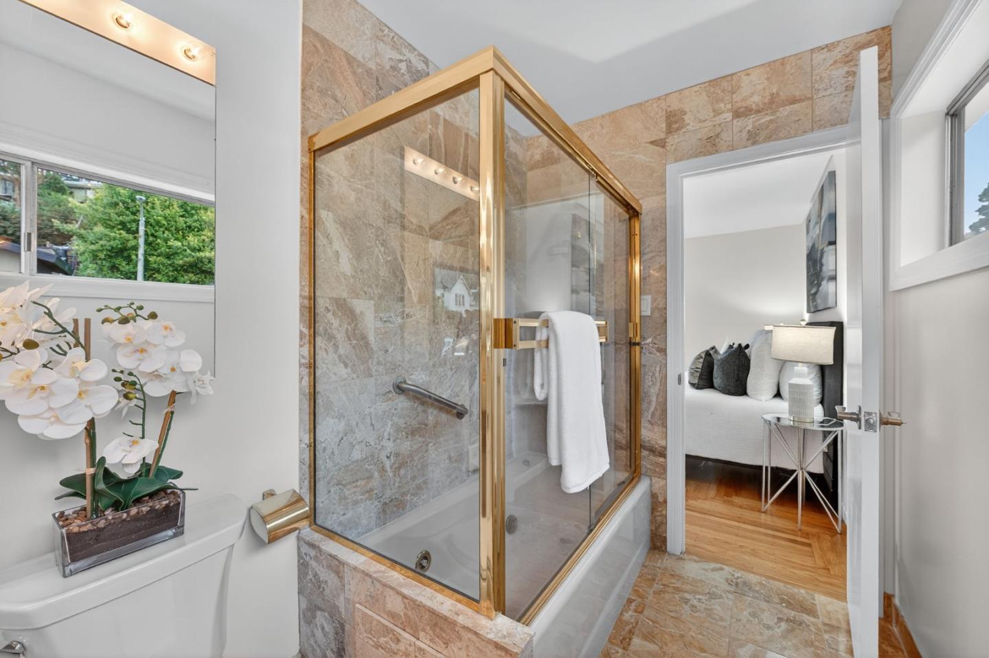 Detail Gallery Image 37 of 104 For 72 Cresta Vista Dr, San Francisco,  CA 94127 - 4 Beds | 3 Baths