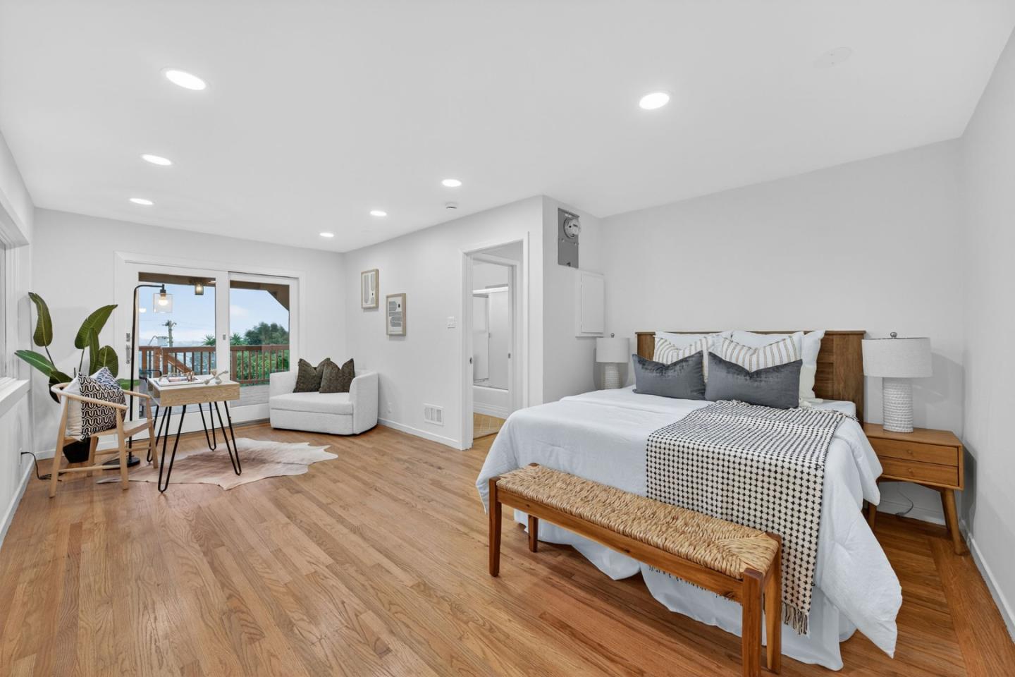 Detail Gallery Image 45 of 104 For 72 Cresta Vista Dr, San Francisco,  CA 94127 - 4 Beds | 3 Baths