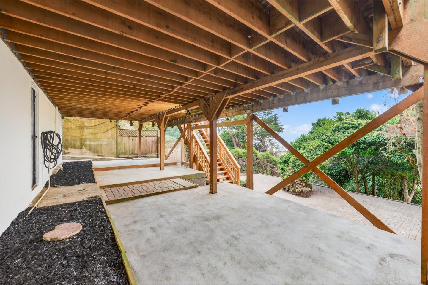 Detail Gallery Image 57 of 104 For 72 Cresta Vista Dr, San Francisco,  CA 94127 - 4 Beds | 3 Baths