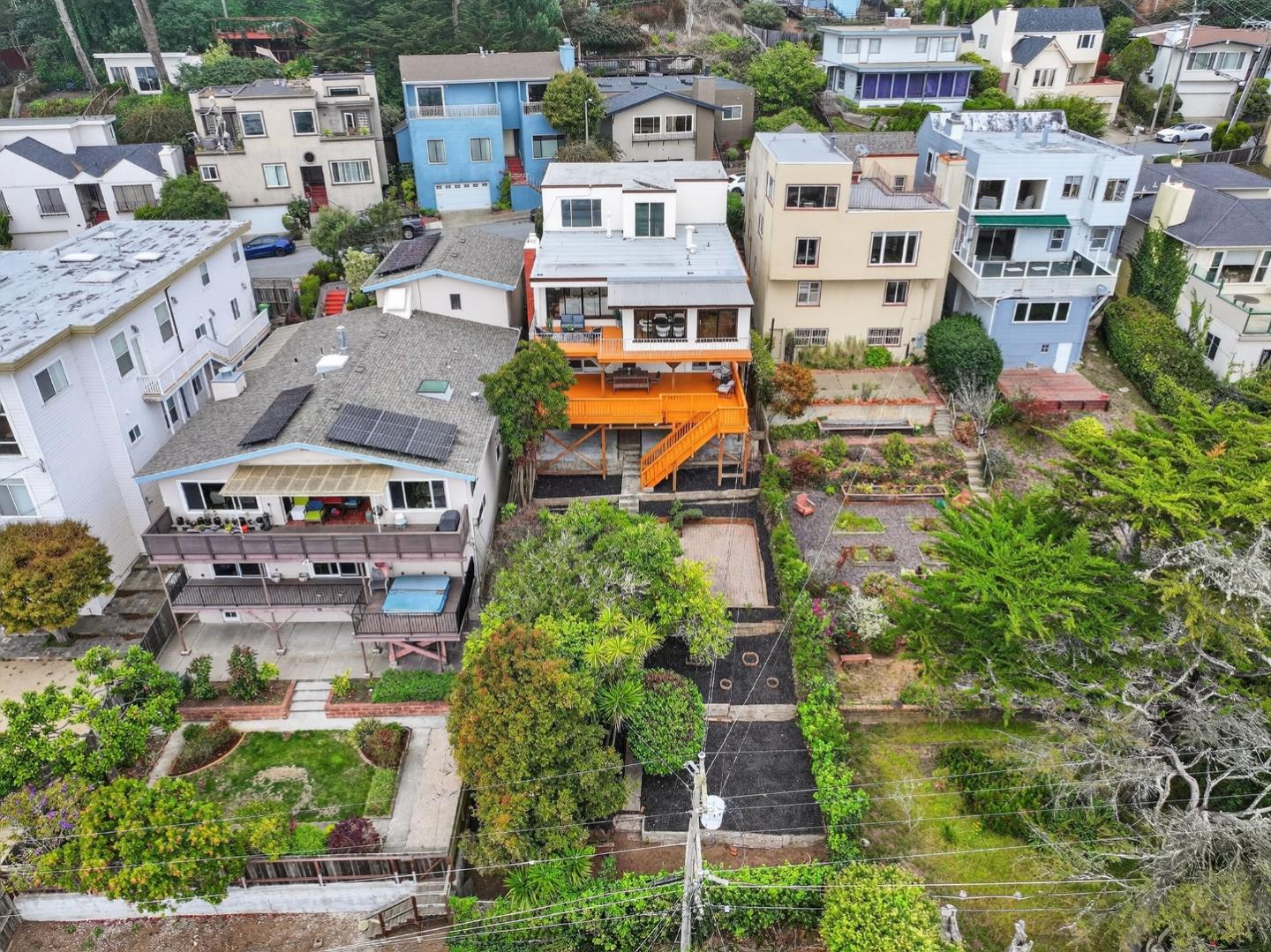 Detail Gallery Image 71 of 104 For 72 Cresta Vista Dr, San Francisco,  CA 94127 - 4 Beds | 3 Baths