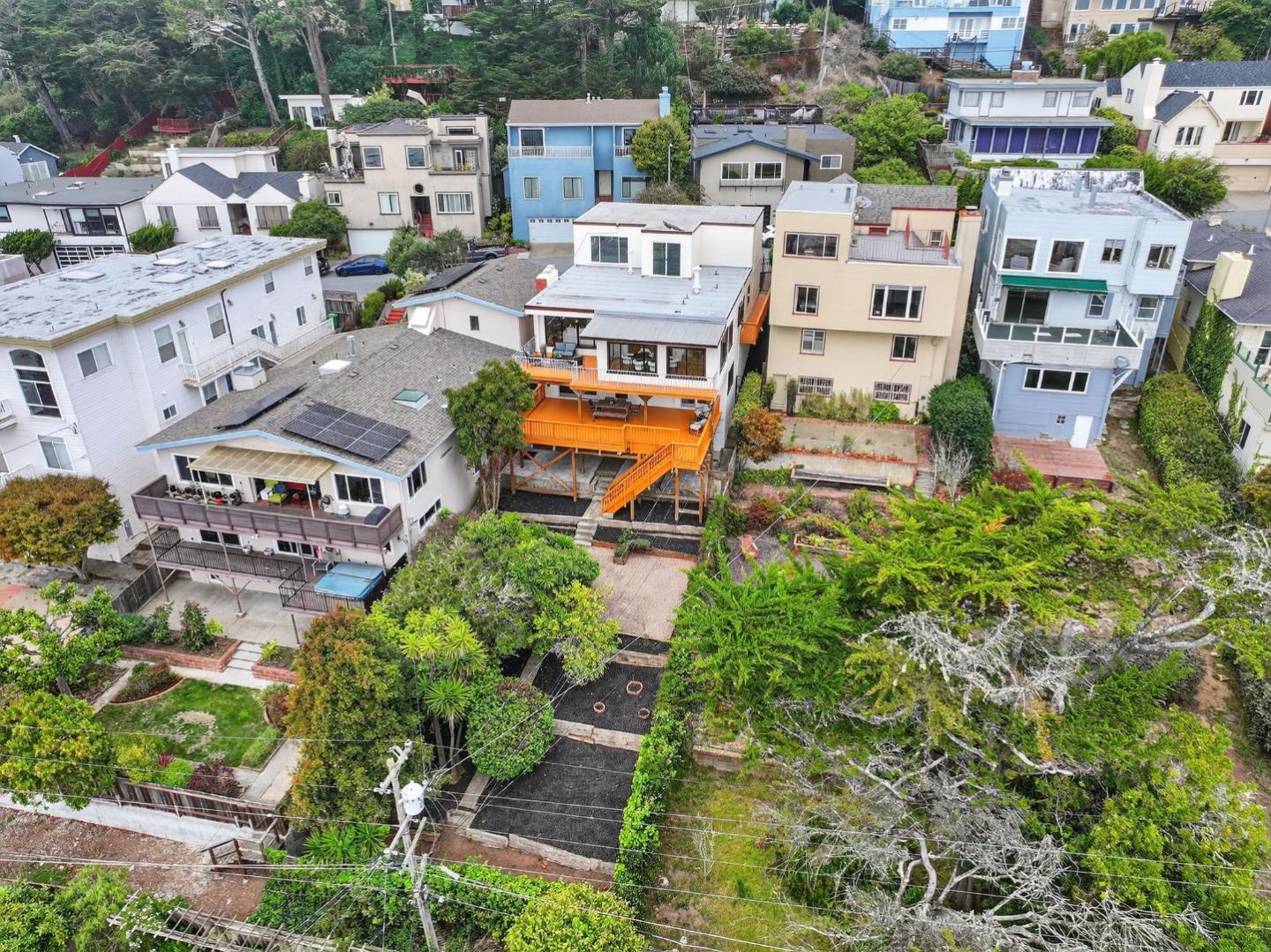 Detail Gallery Image 72 of 104 For 72 Cresta Vista Dr, San Francisco,  CA 94127 - 4 Beds | 3 Baths