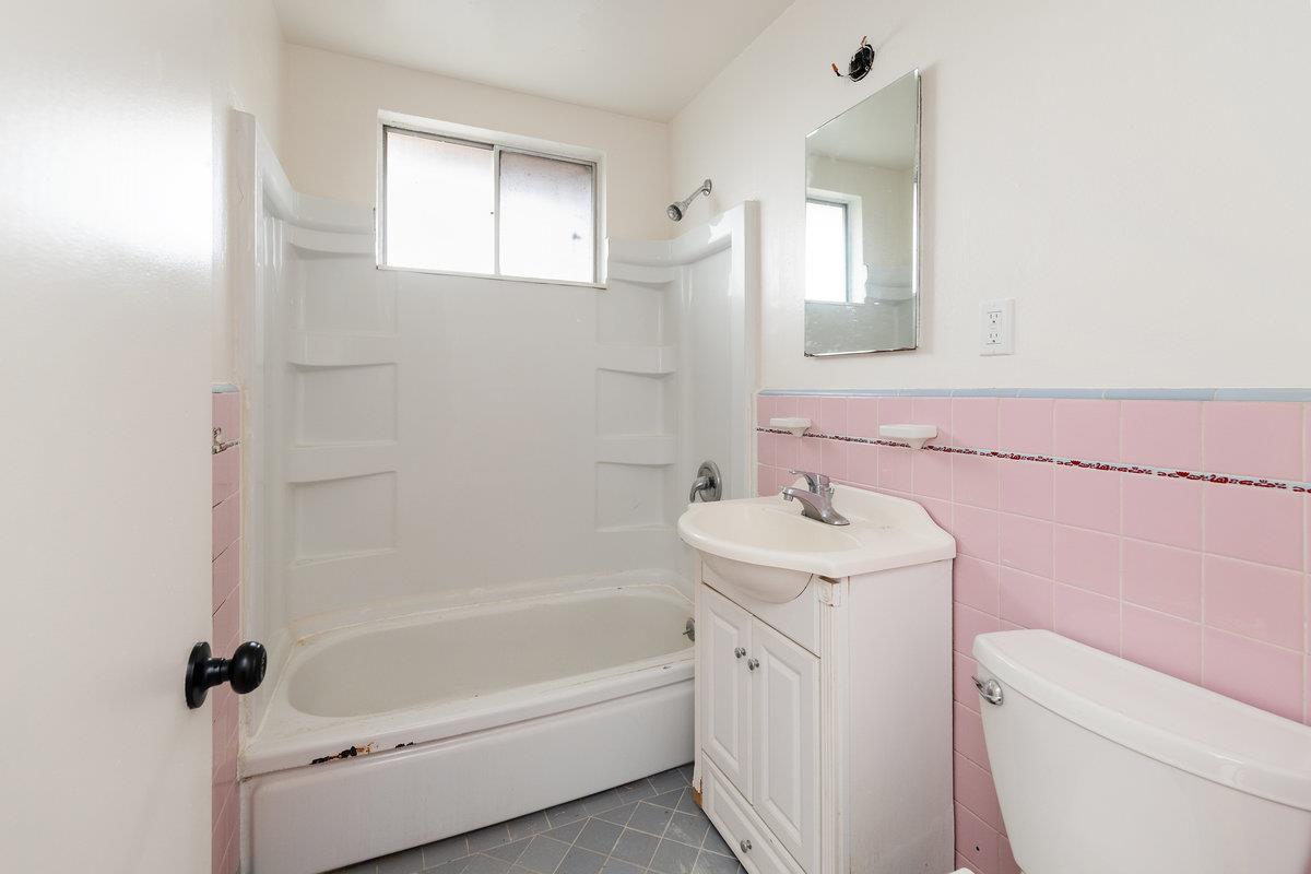 Detail Gallery Image 31 of 35 For 831-841 Santa Lucia Ave, San Bruno,  CA 94066 - 4 Beds | 2 Baths