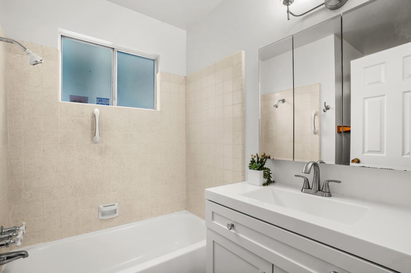 Detail Gallery Image 15 of 45 For 1508 Hamilton Ave, Modesto,  CA 95350 - 3 Beds | 2 Baths