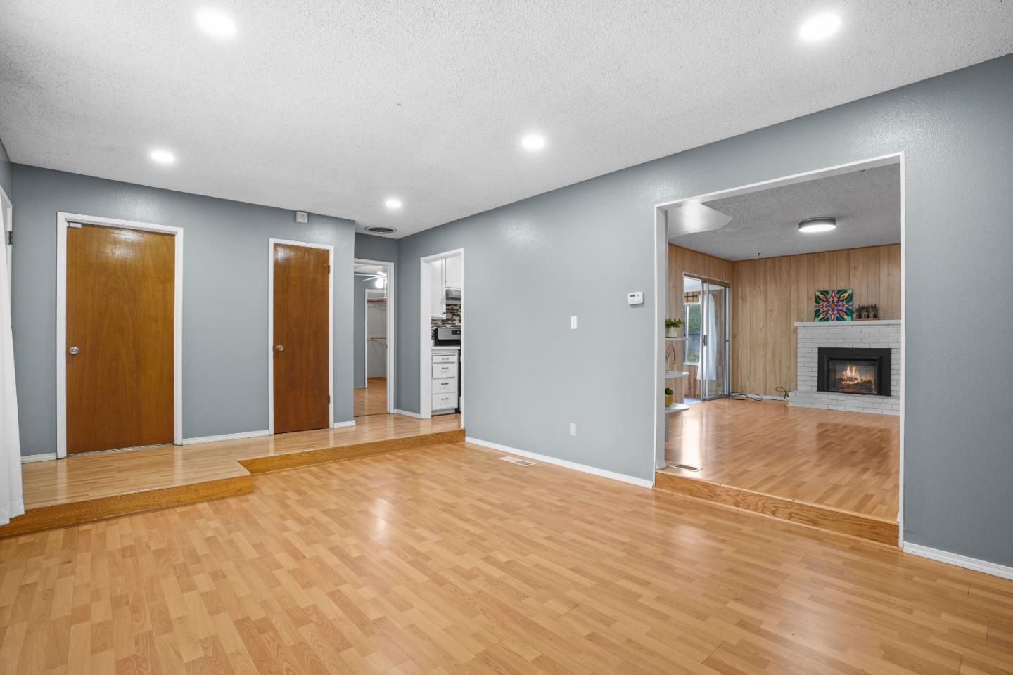 Detail Gallery Image 5 of 45 For 1508 Hamilton Ave, Modesto,  CA 95350 - 3 Beds | 2 Baths