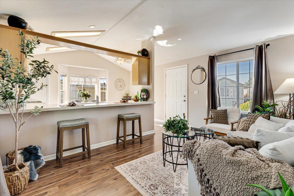 Detail Gallery Image 6 of 27 For 999 Old San Jose #53,  Soquel,  CA 95073 - 2 Beds | 1 Baths