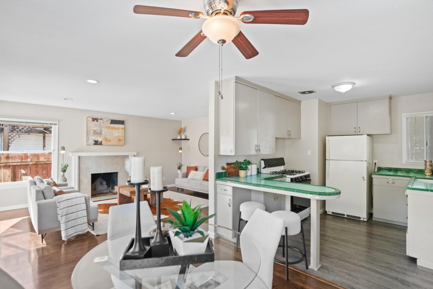 Detail Gallery Image 10 of 25 For 758 Georgia Ave, Sunnyvale,  CA 94085 - 3 Beds | 1 Baths