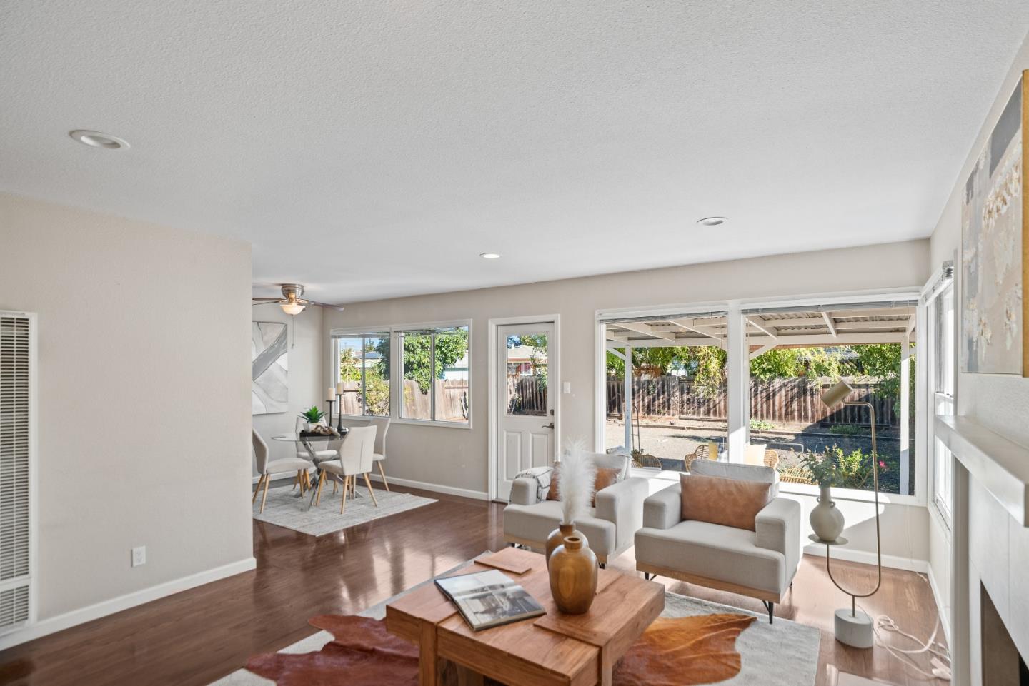 Detail Gallery Image 6 of 25 For 758 Georgia Ave, Sunnyvale,  CA 94085 - 3 Beds | 1 Baths