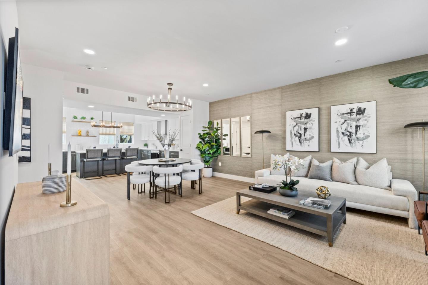 Detail Gallery Image 5 of 46 For 584 Compton Ter, Sunnyvale,  CA 94085 - 3 Beds | 3/1 Baths