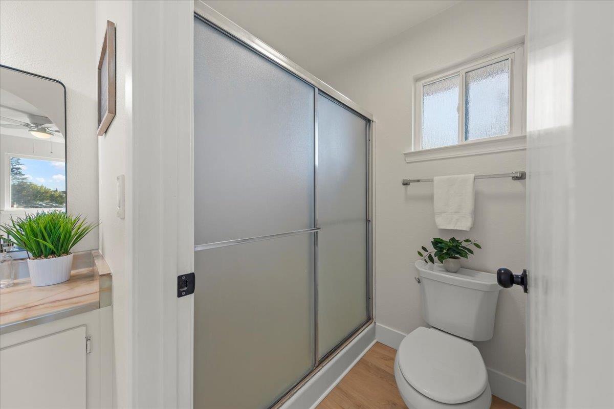 Detail Gallery Image 17 of 26 For 1968 Chardonnay Dr, Oakley,  CA 94561 - 4 Beds | 2/1 Baths