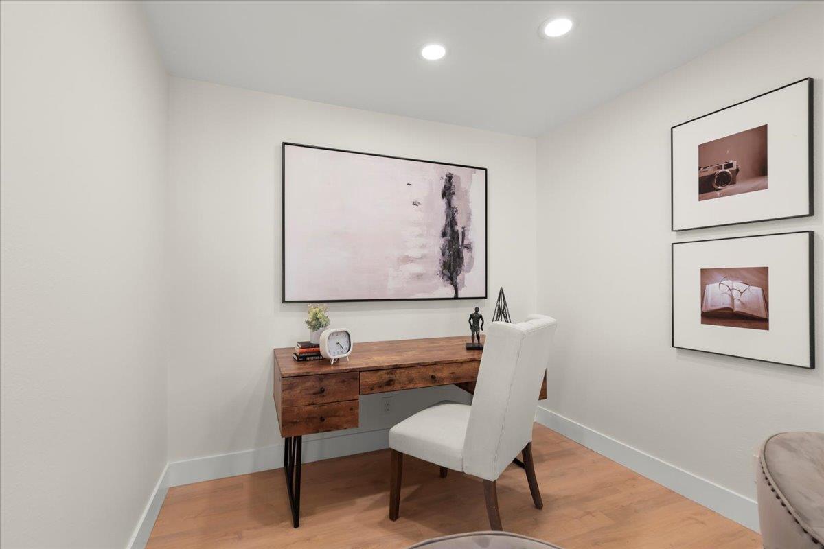 Detail Gallery Image 21 of 26 For 1968 Chardonnay Dr, Oakley,  CA 94561 - 4 Beds | 2/1 Baths