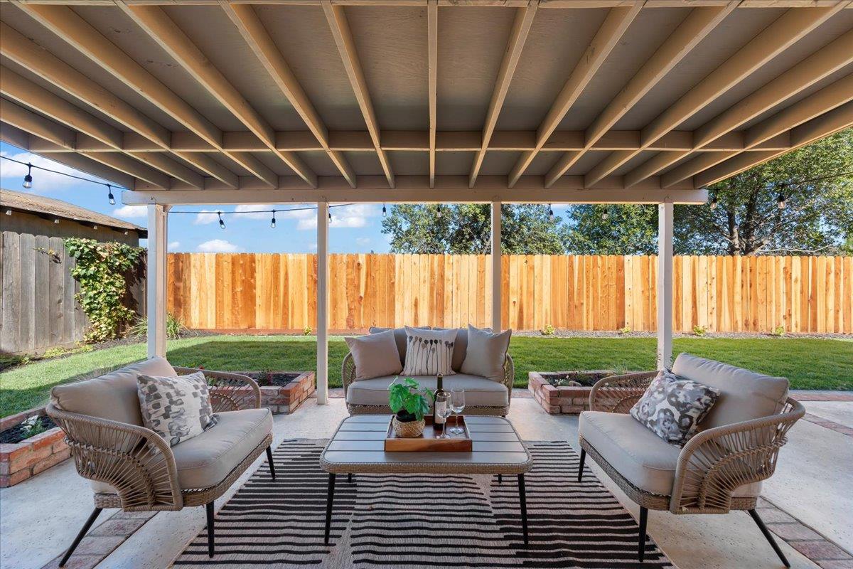 Detail Gallery Image 25 of 26 For 1968 Chardonnay Dr, Oakley,  CA 94561 - 4 Beds | 2/1 Baths