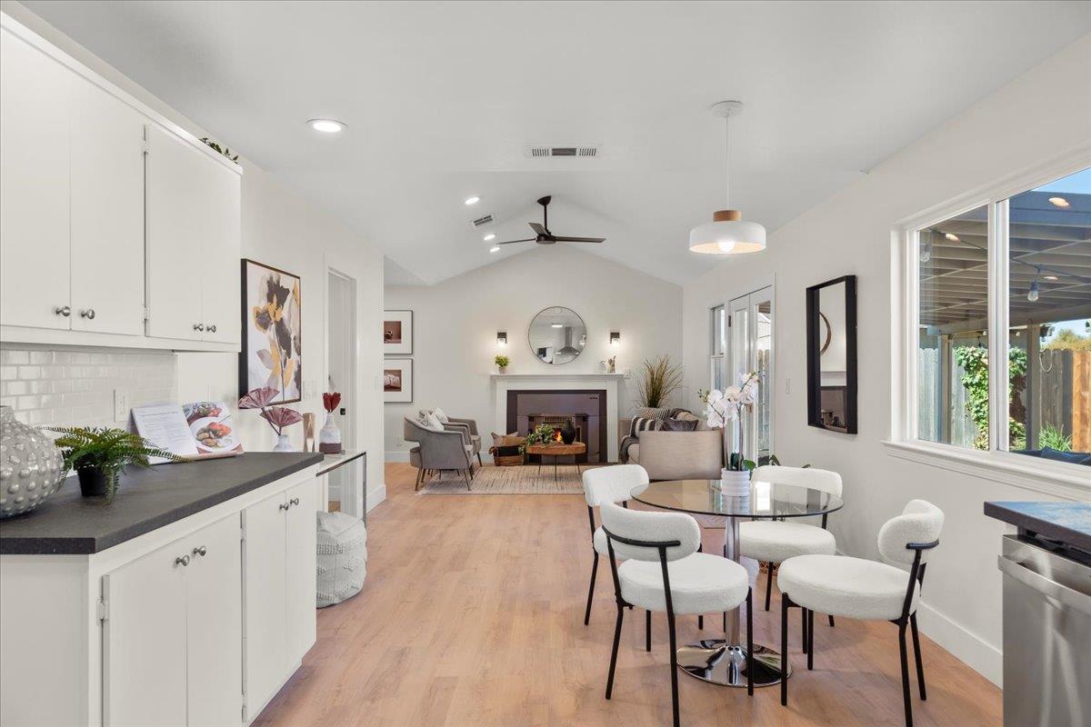 Detail Gallery Image 6 of 26 For 1968 Chardonnay Dr, Oakley,  CA 94561 - 4 Beds | 2/1 Baths