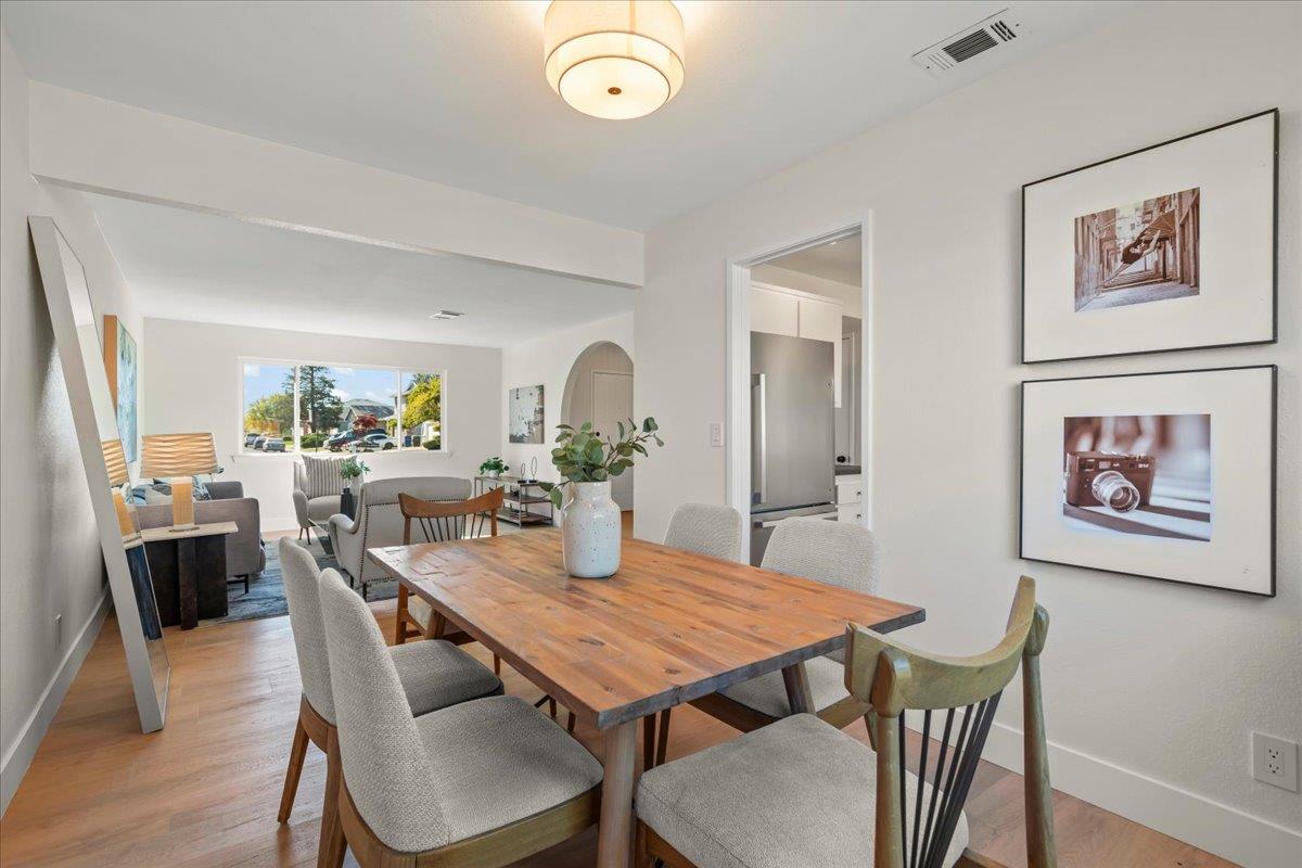 Detail Gallery Image 9 of 26 For 1968 Chardonnay Dr, Oakley,  CA 94561 - 4 Beds | 2/1 Baths