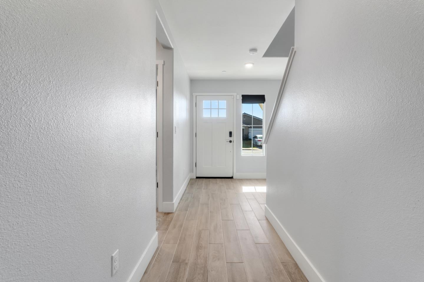 Detail Gallery Image 5 of 45 For 2125 Redding Way, Atwater,  CA 95301 - 5 Beds | 3 Baths