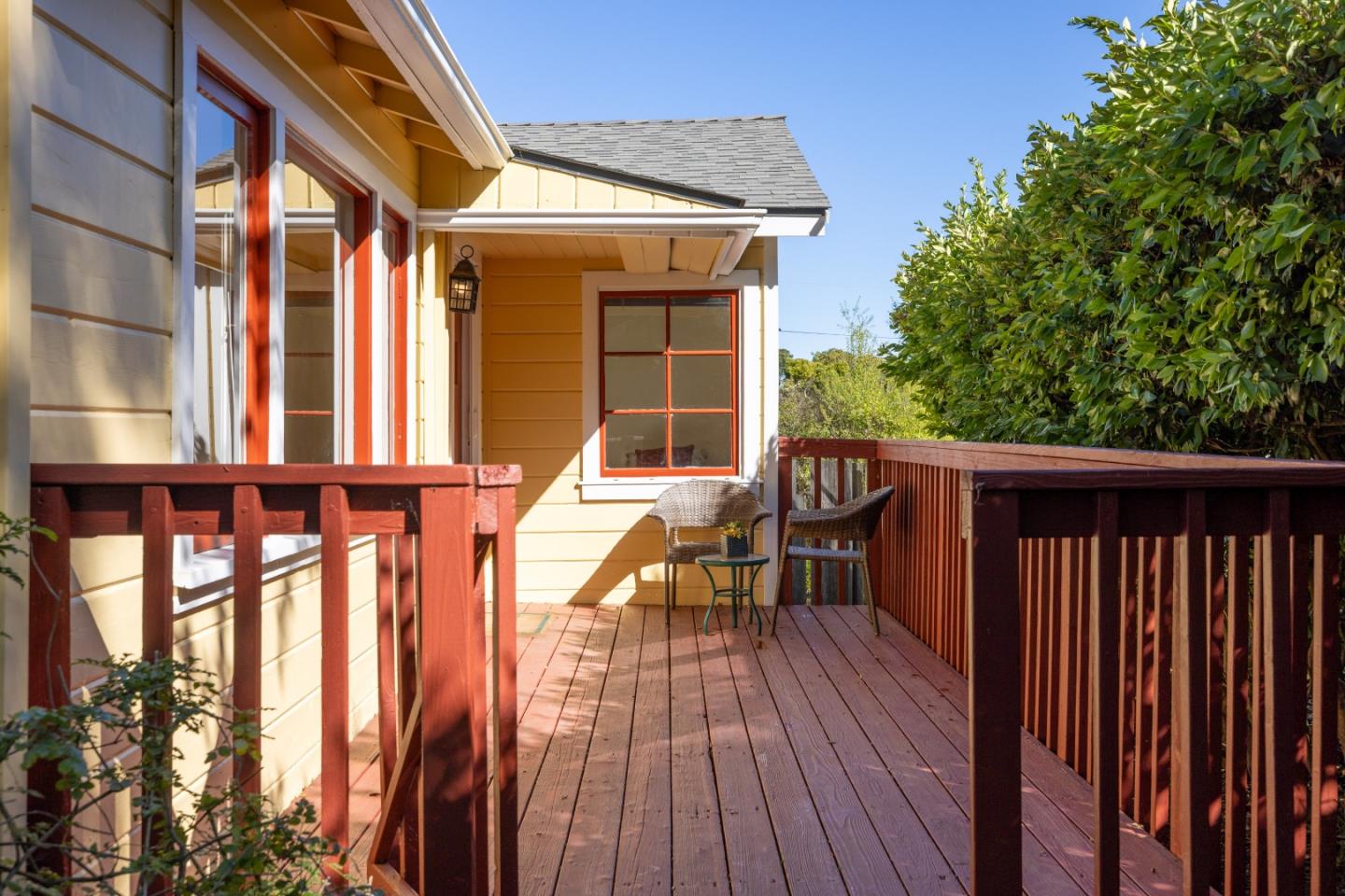 Detail Gallery Image 27 of 32 For 642 Cypress St, Monterey,  CA 93940 - 2 Beds | 1 Baths