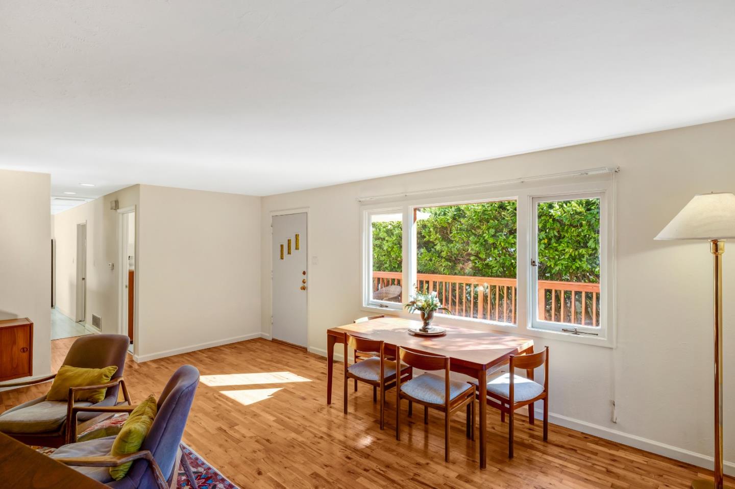 Detail Gallery Image 7 of 32 For 642 Cypress St, Monterey,  CA 93940 - 2 Beds | 1 Baths