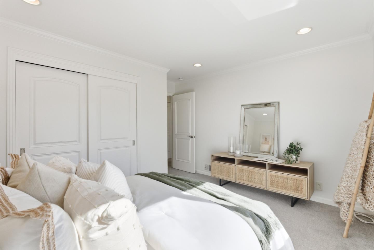 Detail Gallery Image 22 of 43 For 2936 Eaton Ave, San Carlos,  CA 94070 - 3 Beds | 2 Baths