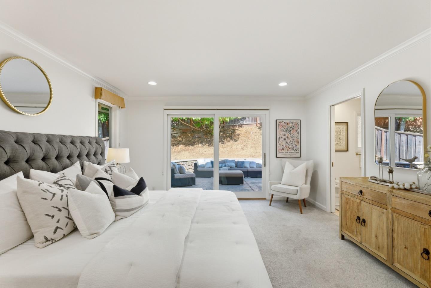 Detail Gallery Image 27 of 43 For 2936 Eaton Ave, San Carlos,  CA 94070 - 3 Beds | 2 Baths