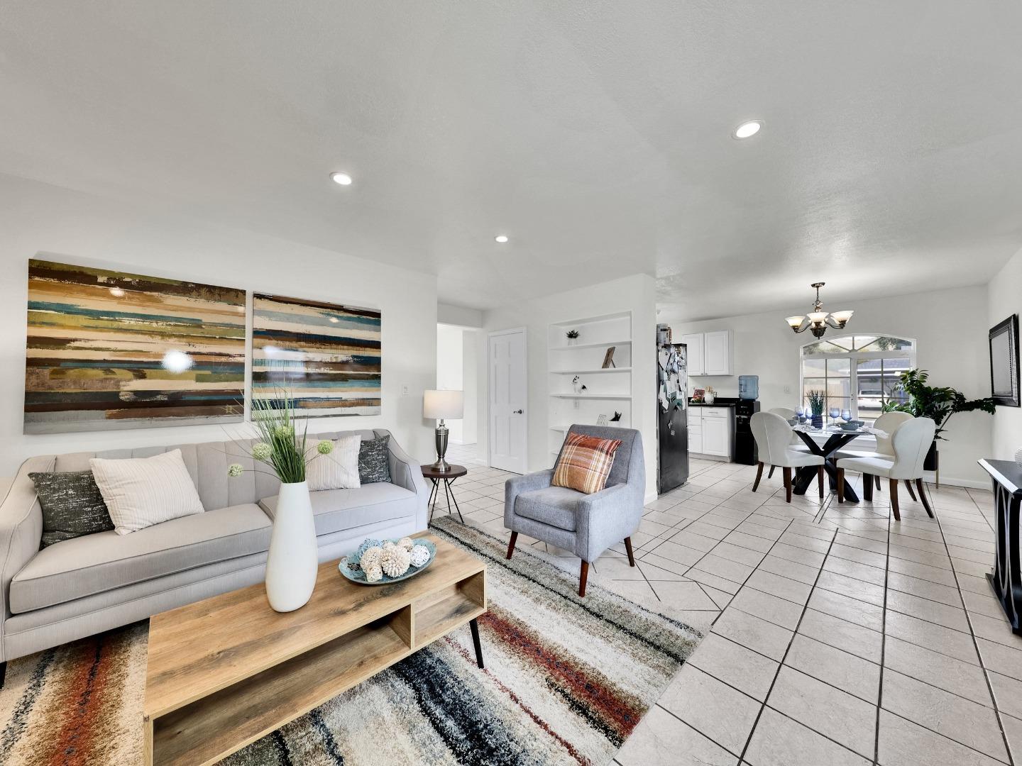 Detail Gallery Image 10 of 34 For 31959 Carroll Ave, Hayward,  CA 94544 - 3 Beds | 2 Baths