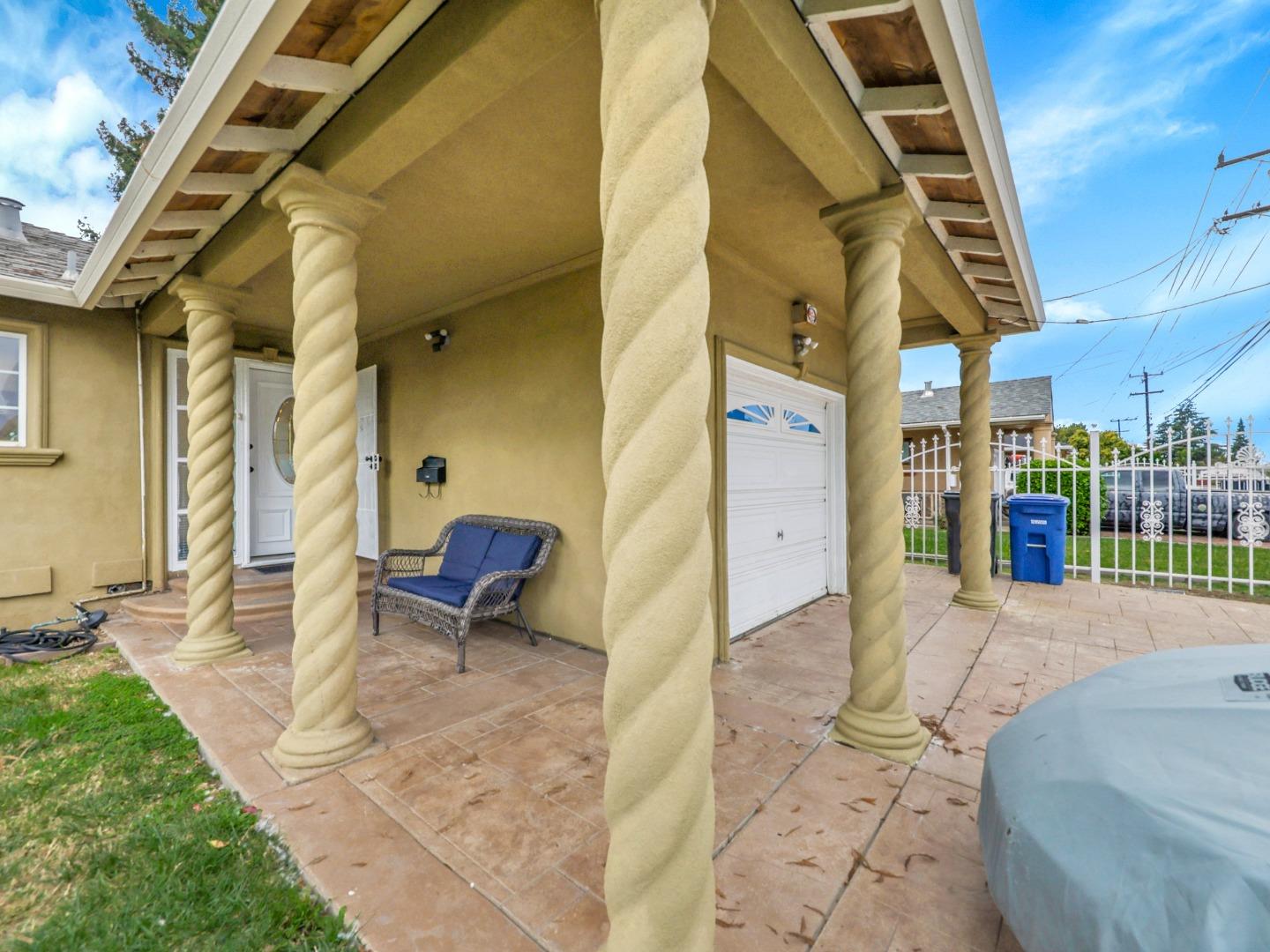 Detail Gallery Image 33 of 34 For 31959 Carroll Ave, Hayward,  CA 94544 - 3 Beds | 2 Baths