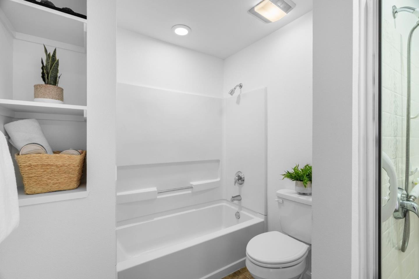 Detail Gallery Image 10 of 24 For 1550 Technology Drive #2119,  San Jose,  CA 95110 - 2 Beds | 2 Baths