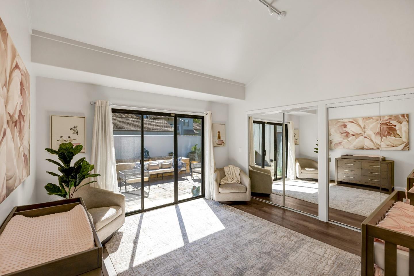 Detail Gallery Image 16 of 28 For 28069 Heron Ct, Carmel Valley,  CA 93923 - 4 Beds | 4 Baths