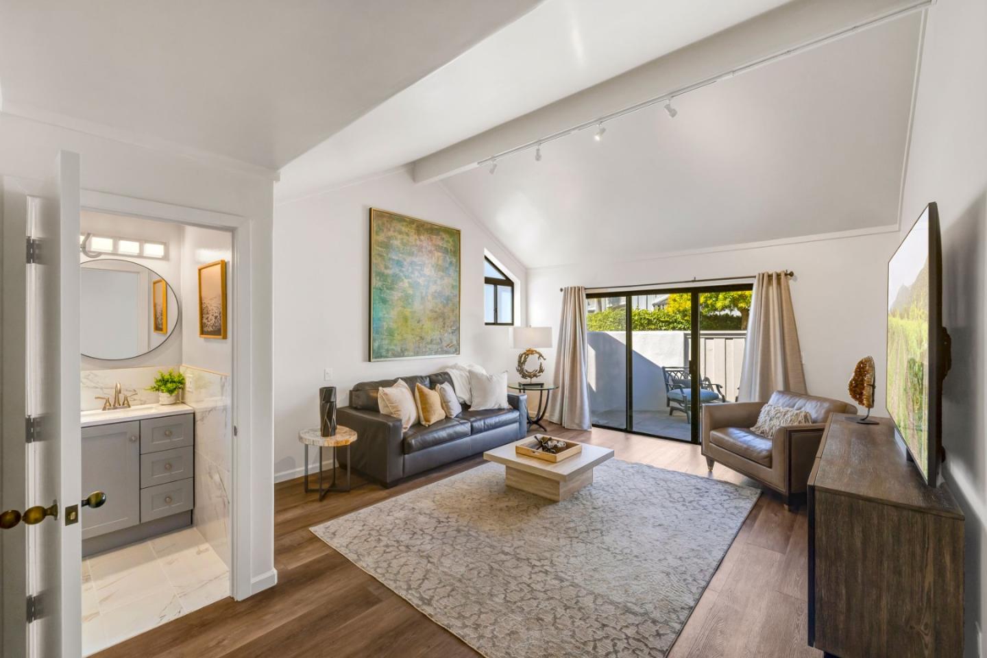 Detail Gallery Image 18 of 28 For 28069 Heron Ct, Carmel Valley,  CA 93923 - 4 Beds | 4 Baths