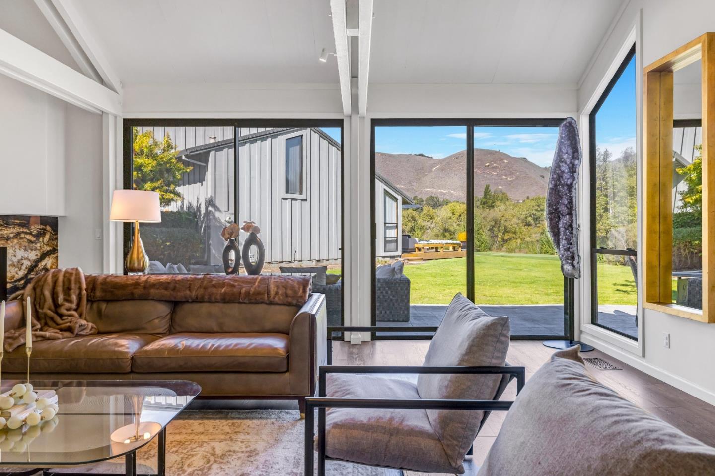 Detail Gallery Image 5 of 28 For 28069 Heron Ct, Carmel Valley,  CA 93923 - 4 Beds | 4 Baths