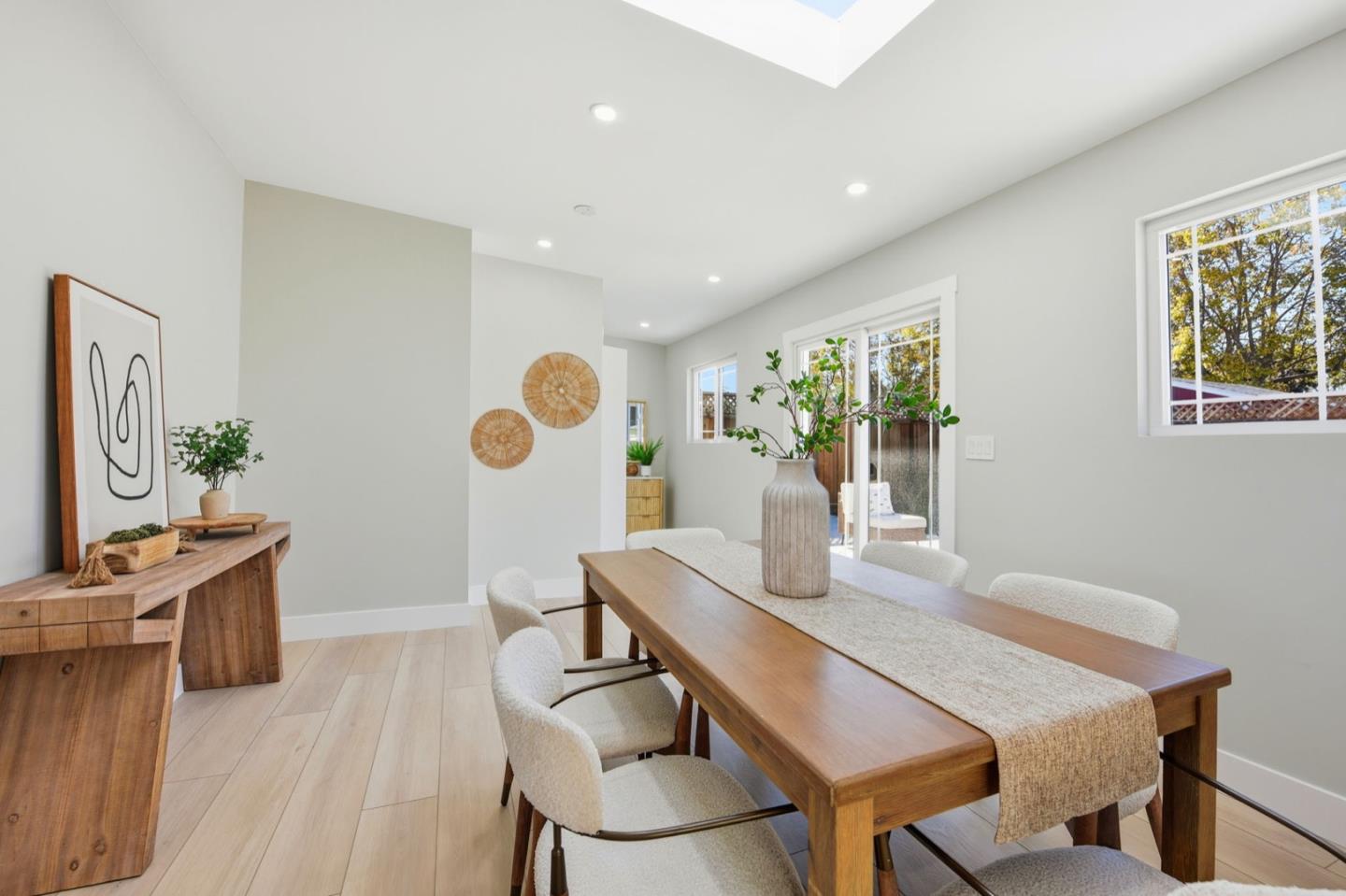 Detail Gallery Image 17 of 44 For 15881 Paseo Largavista, San Lorenzo,  CA 94580 - 4 Beds | 2 Baths