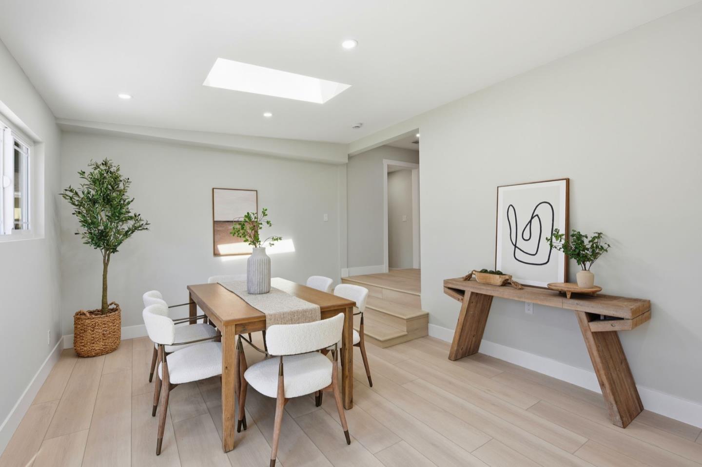 Detail Gallery Image 19 of 44 For 15881 Paseo Largavista, San Lorenzo,  CA 94580 - 4 Beds | 2 Baths