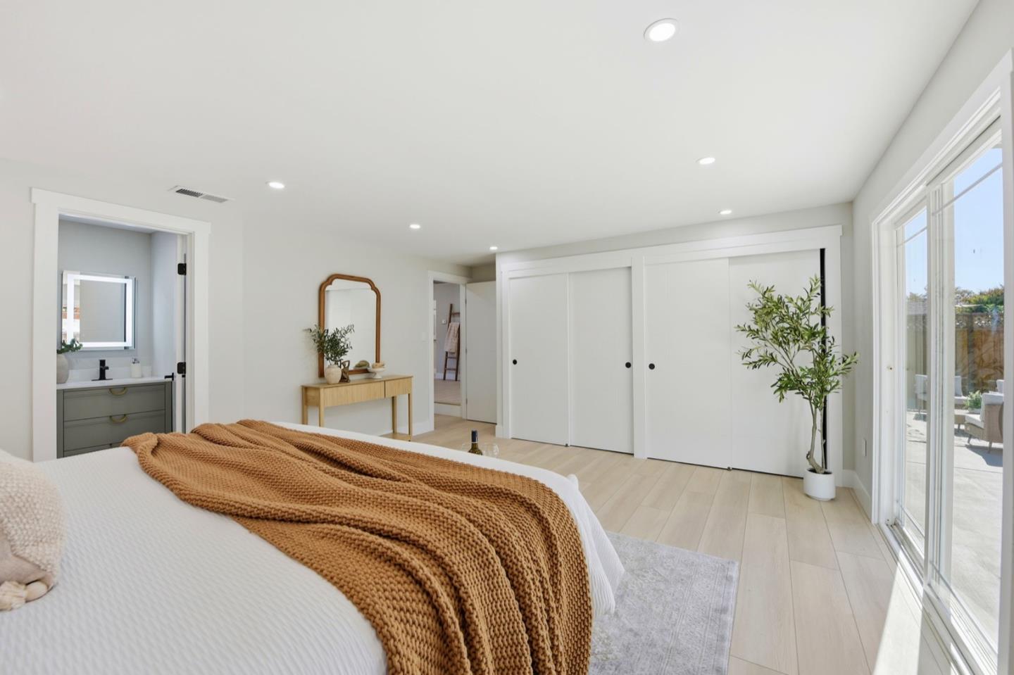 Detail Gallery Image 23 of 44 For 15881 Paseo Largavista, San Lorenzo,  CA 94580 - 4 Beds | 2 Baths