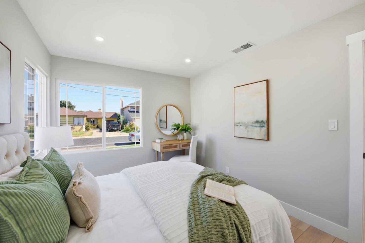 Detail Gallery Image 26 of 44 For 15881 Paseo Largavista, San Lorenzo,  CA 94580 - 4 Beds | 2 Baths