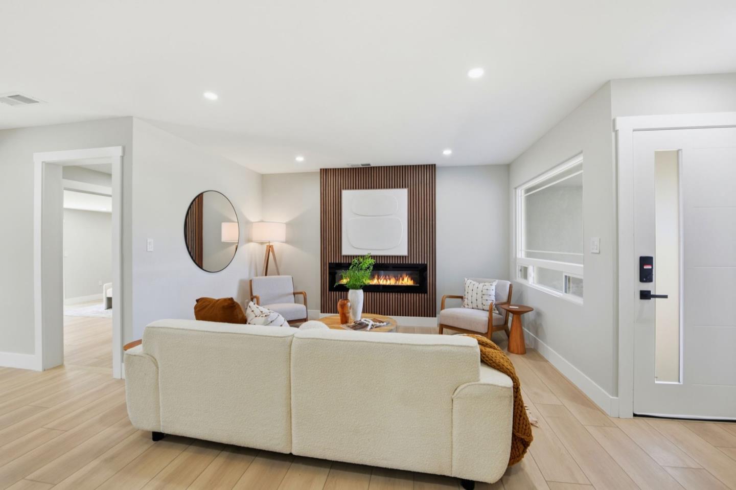 Detail Gallery Image 7 of 44 For 15881 Paseo Largavista, San Lorenzo,  CA 94580 - 4 Beds | 2 Baths